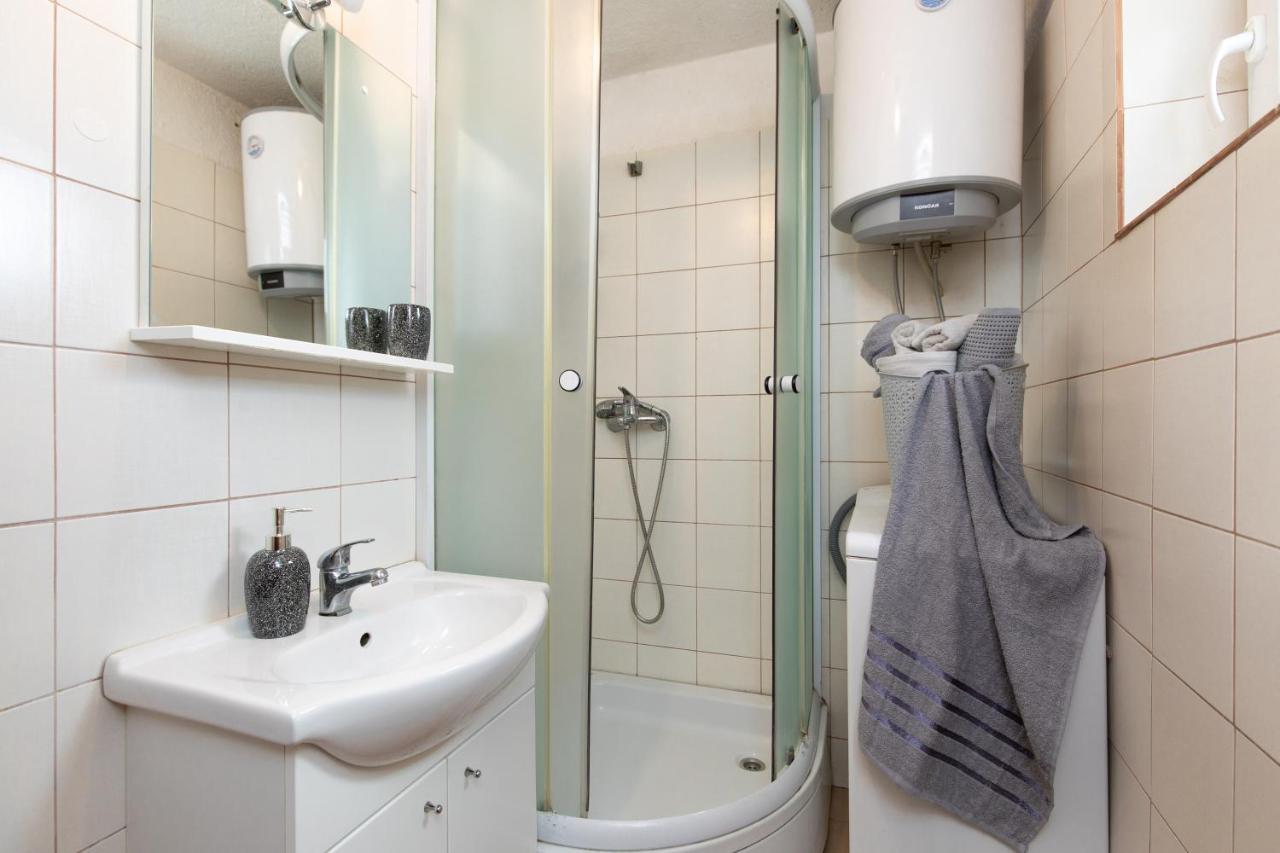 Apartman Umpa Omišalj Buitenkant foto
